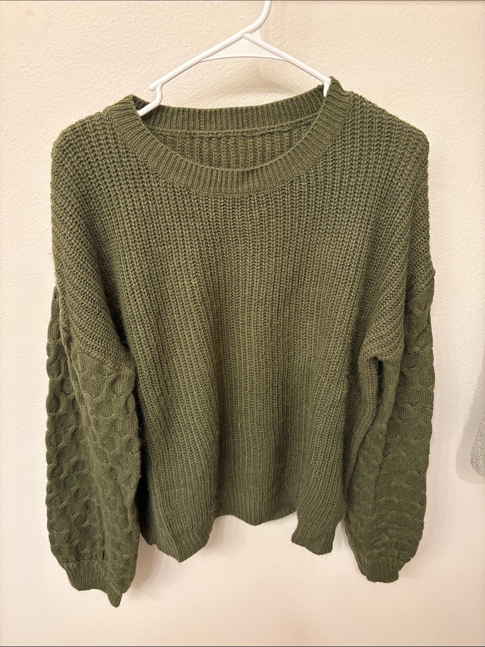 Cupshe Olive Green Cable-Detail Crewneck Sweater